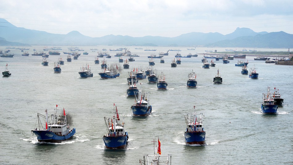 chinese armed fishing fleet